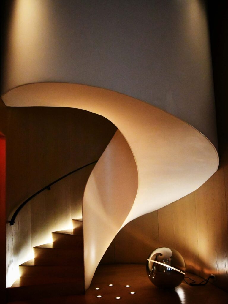 A house without frontiers