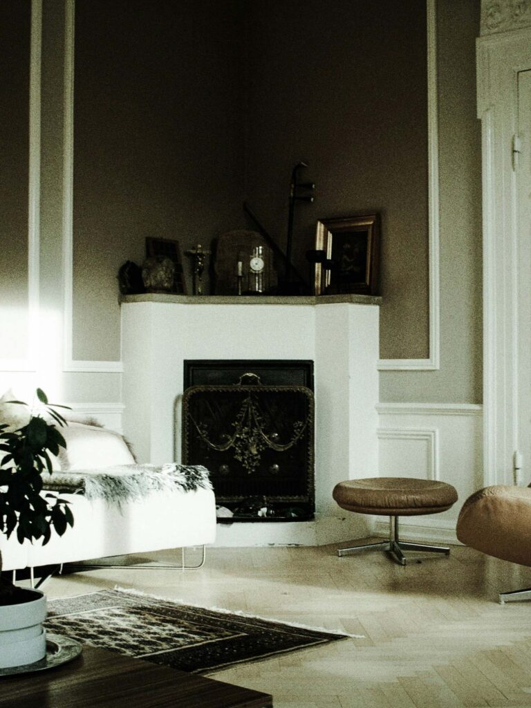 A house without frontiers